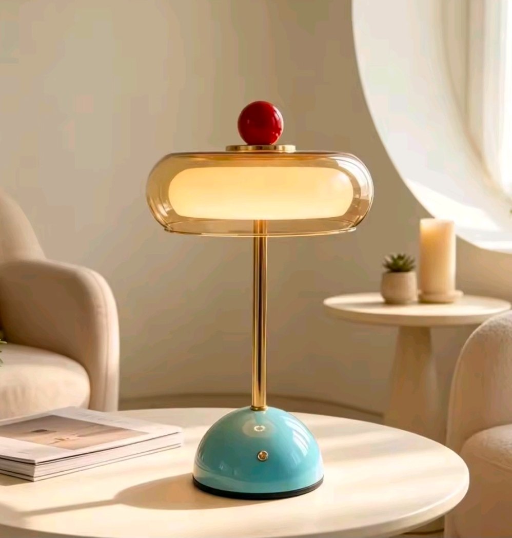 Touch USB Retro Glass Bedside Table Lamp