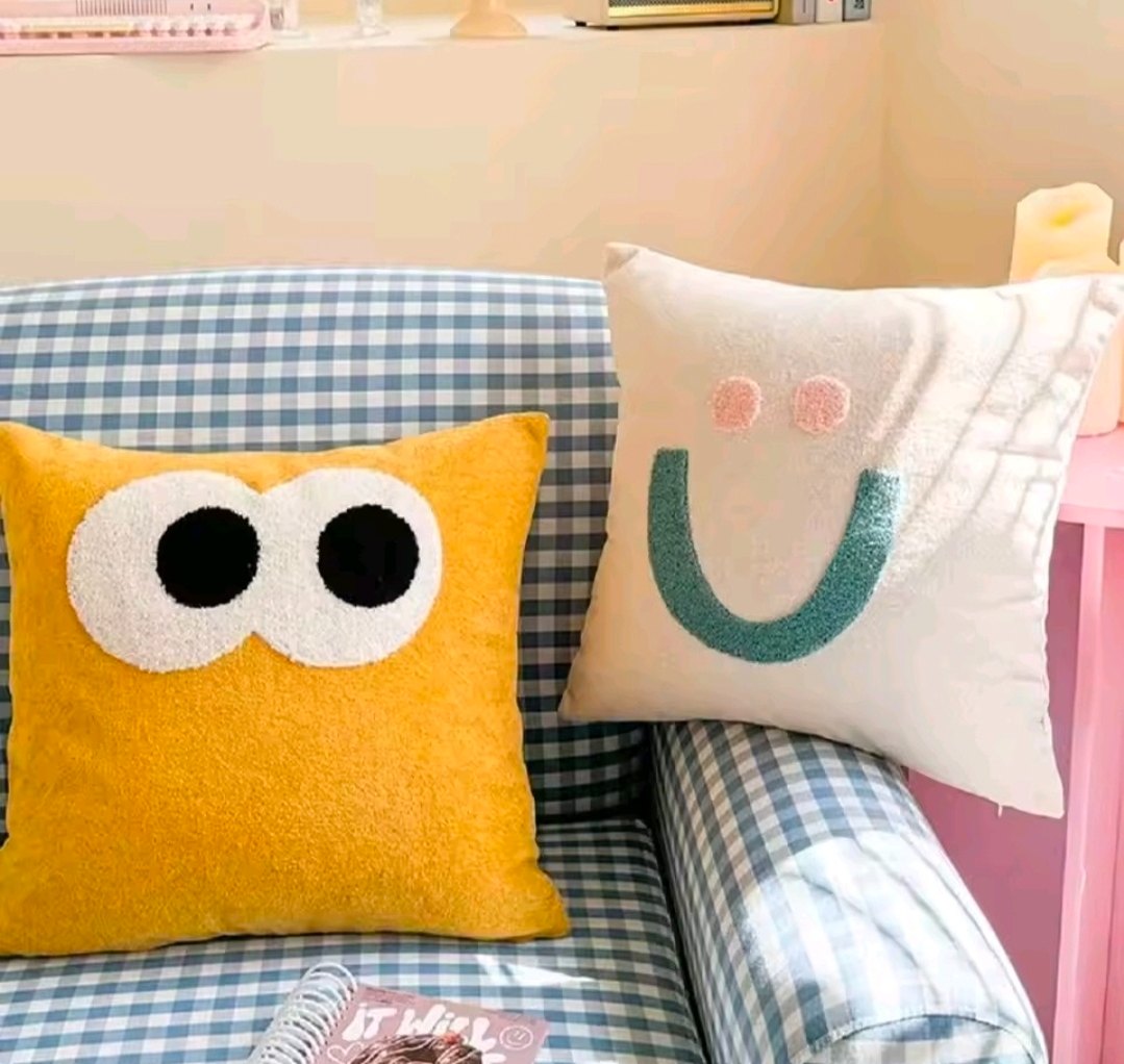 Yellow Eyes and Smile Tufted Throw Pillow Cover